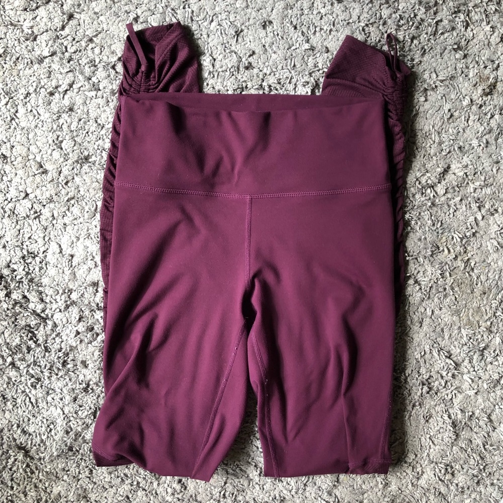 High-wasted Fabletics Leggings